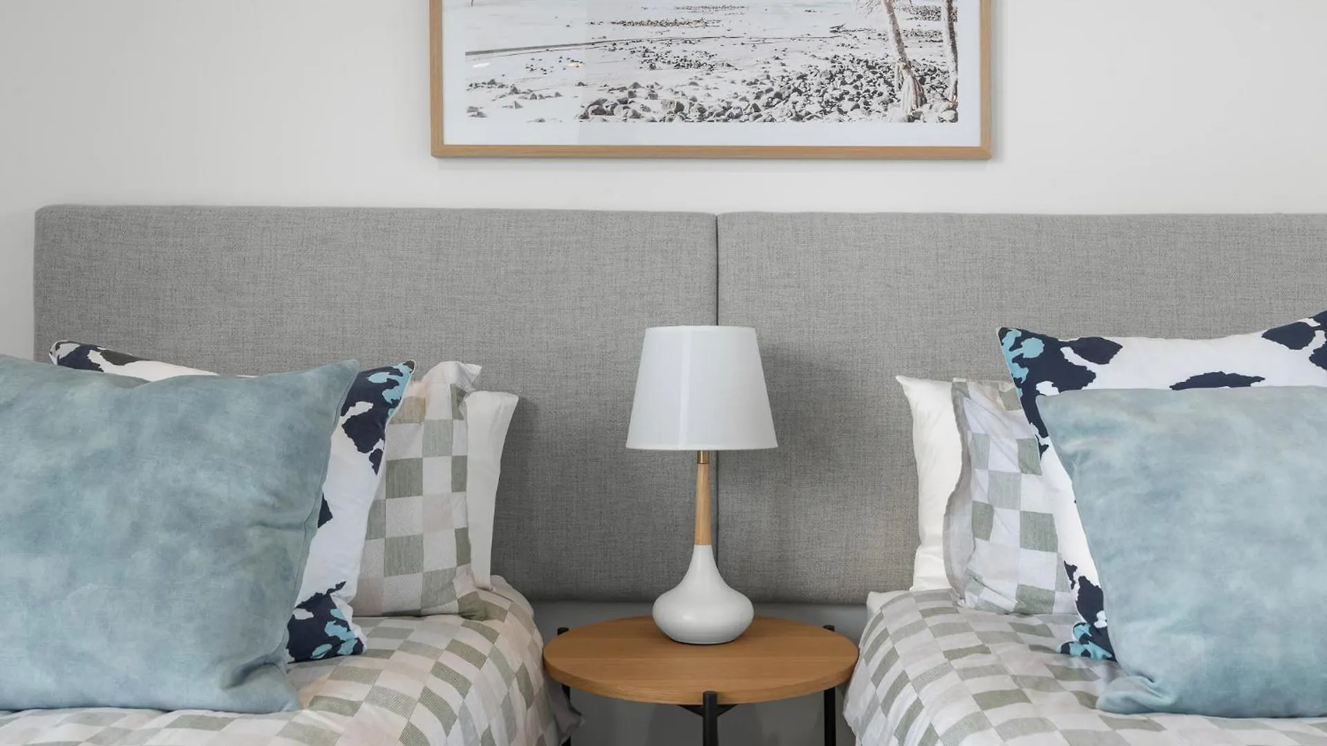 גולד קוסט Immaculate Burleigh Apartment At Sandbar Burleigh Heads 0*, גולד קוסט אוסטרליה